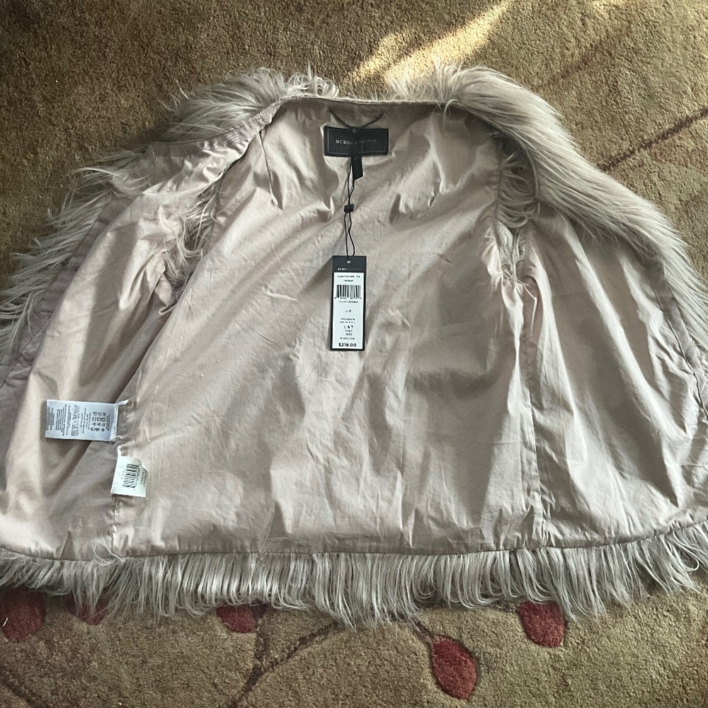 **FALL SALE** BCBG Faux Fur Vest - Picture 3 of 6